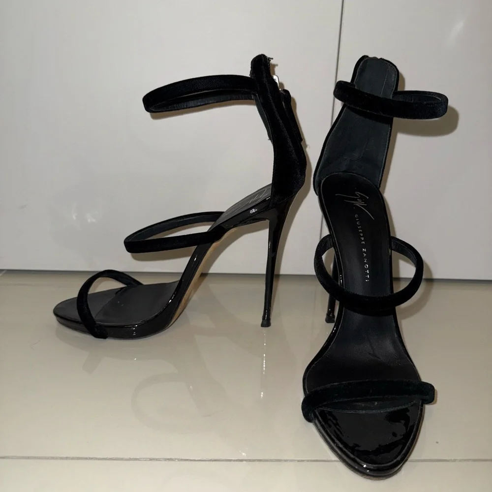 Giuseppe Zanotti Black Strappy Heels - Picture 1 of 3